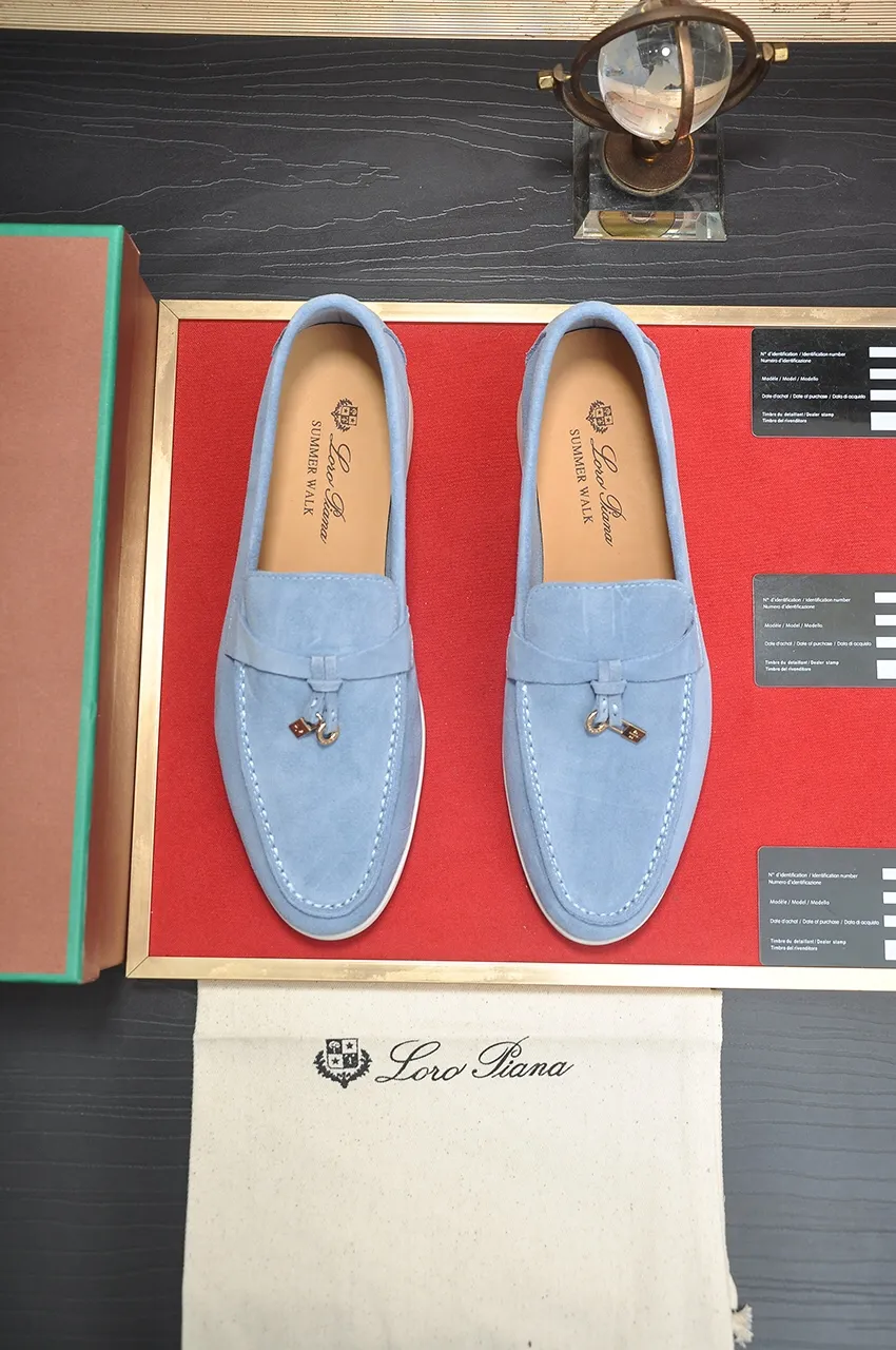 Men's shoes 💰400💶[𝐥𝐨𝐫𝐨 𝐏𝐢𝐚𝐧𝐚] [Couple model] High-end quality, affordable price, LP classic loafers, Italian treasure brand, the only brand that can match Hermès! Only after wearing it do we know that we can’t live up to our feet. Women’s code: 35-40 (customized sizes 34, 41, 42 are non-returnable) Men’s code: 38-44 (customized 45, 46, 47, 48 are non-refundable) Fabric: Customized imported cashmere Lining: Customized imported fetal cowhide Foot: Imported benzene-dyed calfskin Outsole: Exclusive original glass rubber outsole